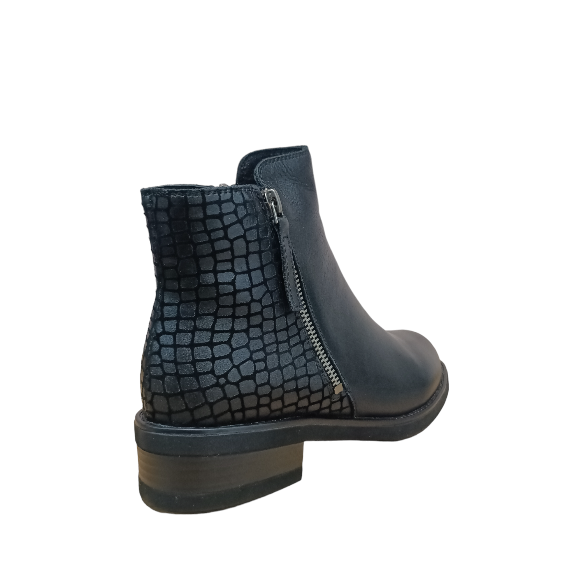 Dungeon Bresley Boots. back view angled boot with croc detailing on the heel and back of boot. Winter Leather boot. Shop Bresley Boots with shoe&amp;me NZ