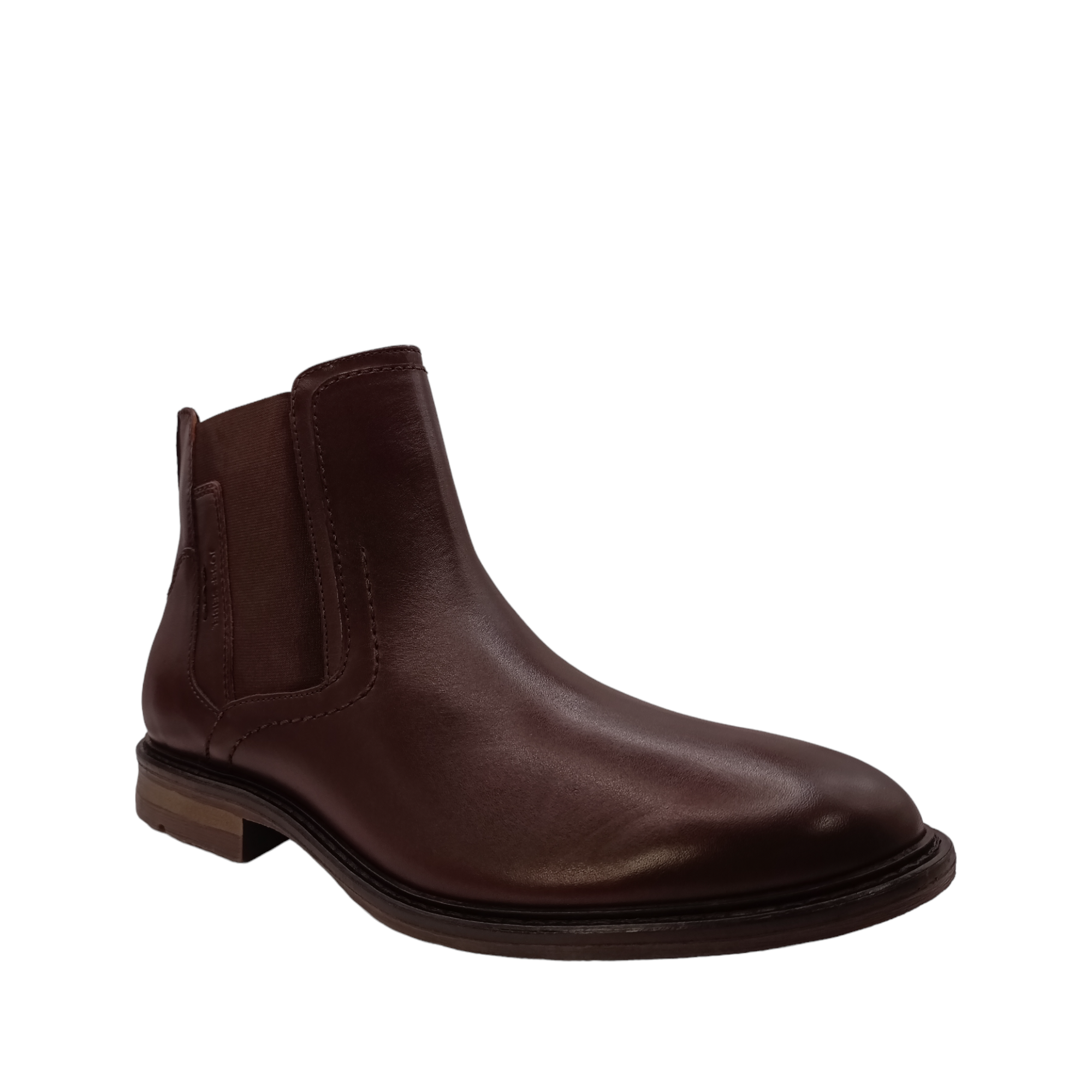 Side angle view of Earl 08 from Josef Seibel. Brown leather boot with large gusset. Shop online and instore with shoe&amp;me