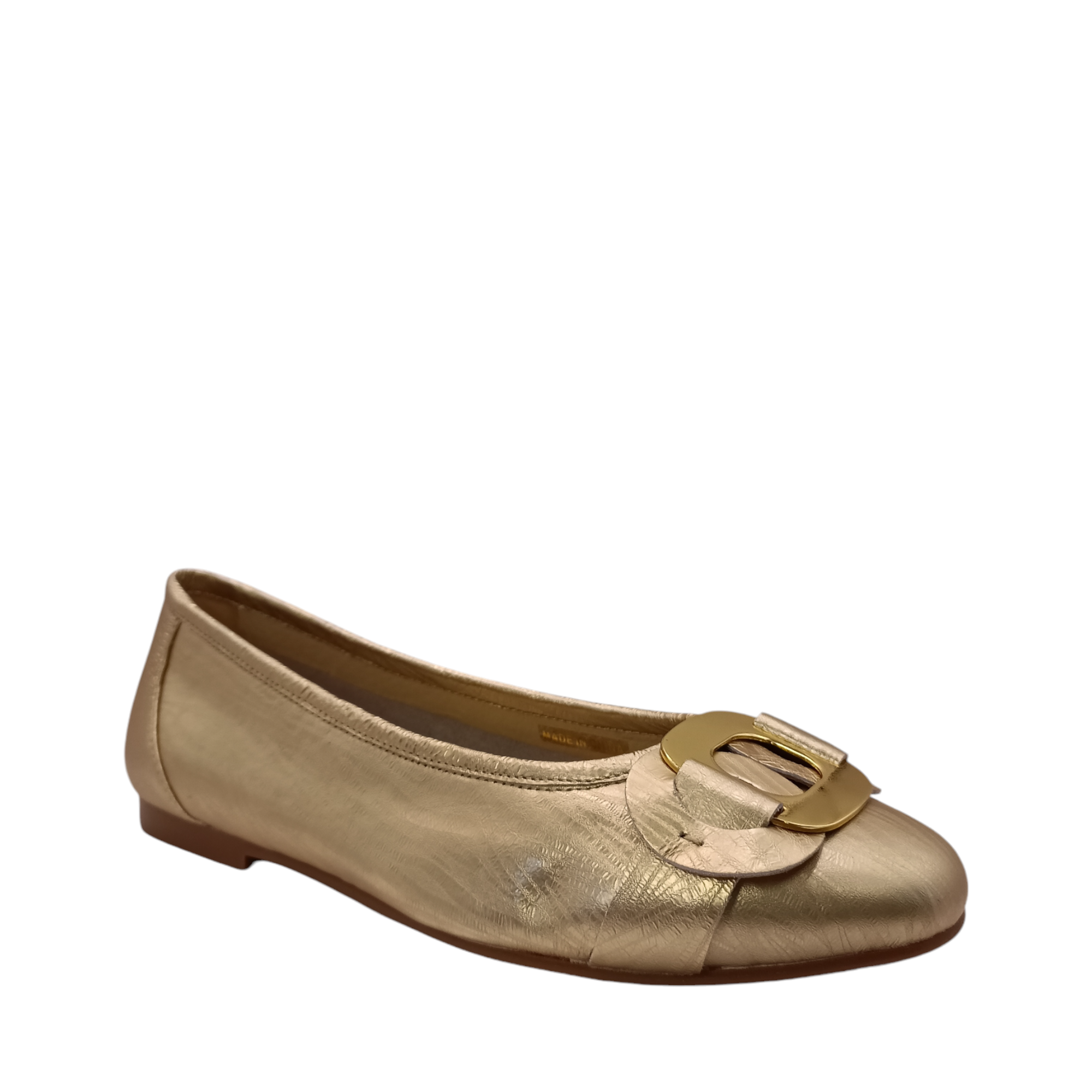 Pushy Gold Leather ballet flat from Bresley. With a gold buckle over the top of the shoe. Shop Womens Bresley Shoes online and IN-store with shoe&me Mount Maunganui NZ.