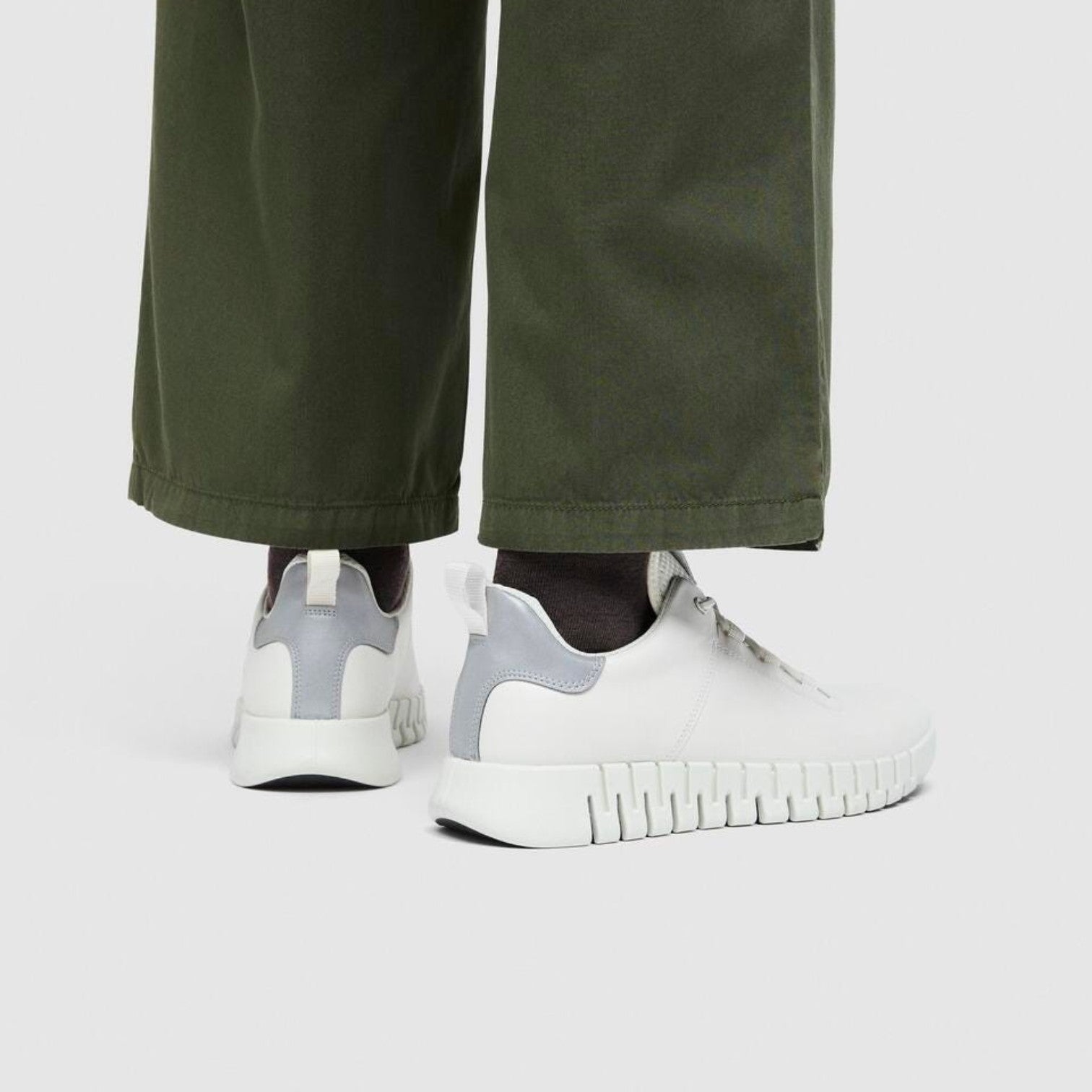 ecco gruuv sneaker w